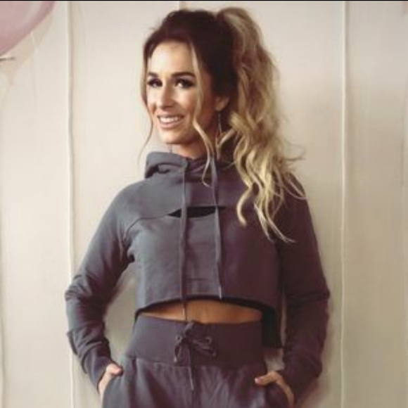 Kittenish Tops - KITTENISH Peekaboo Cropped Hoodie